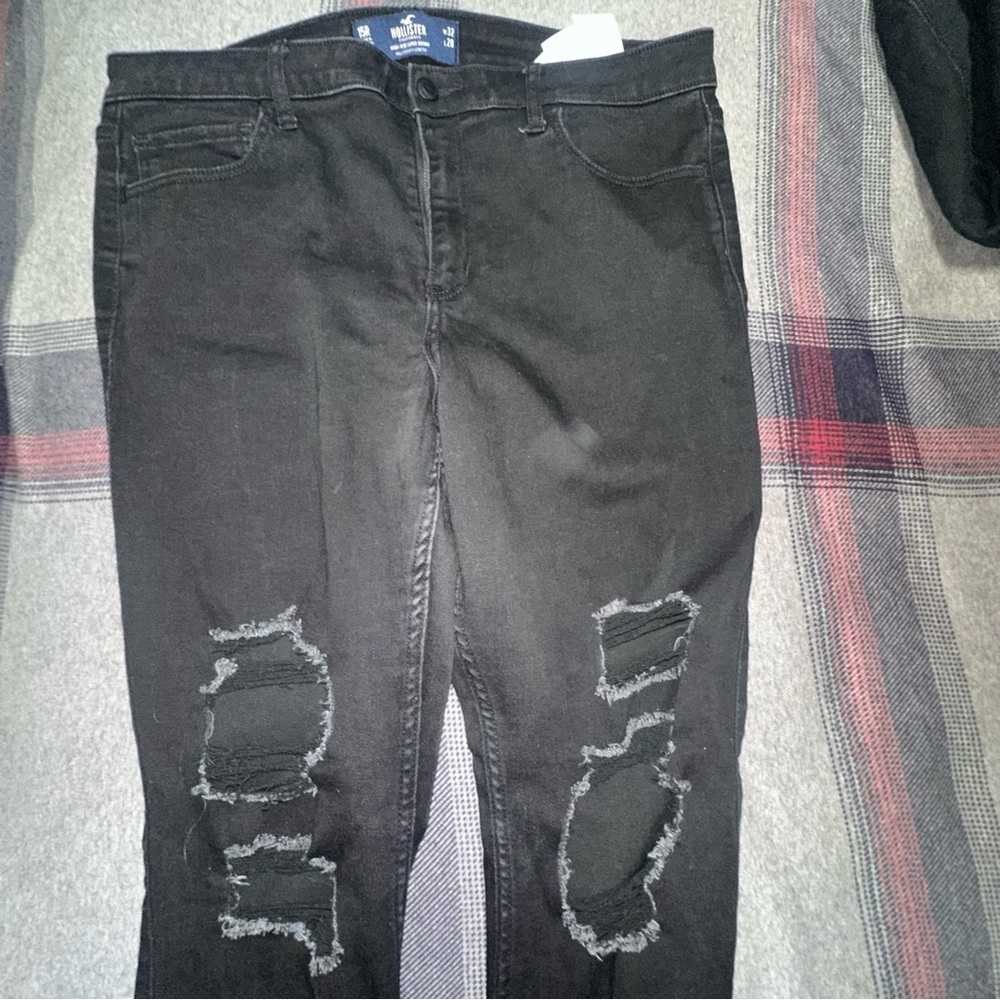 Hollister Black High Rise Super Skinny Ripped Jeans